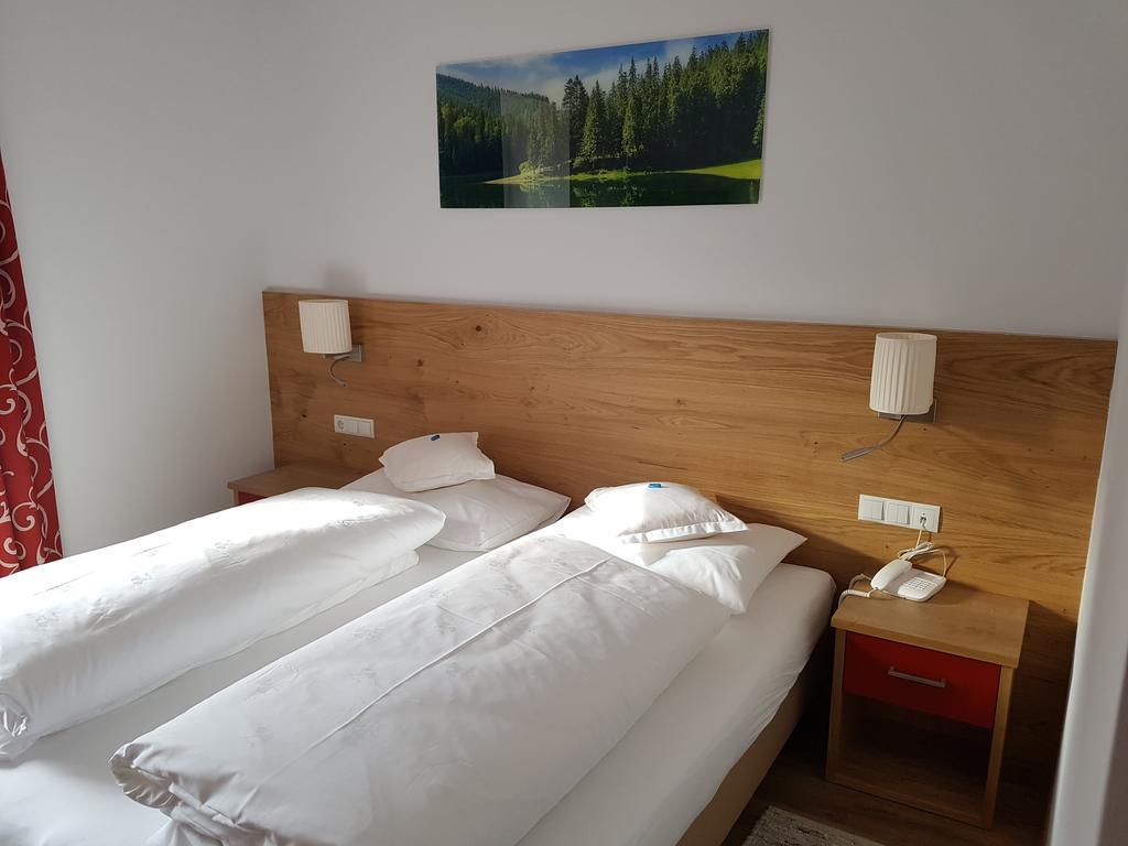 Hotel Dolomiten Добб'яко Екстер'єр фото